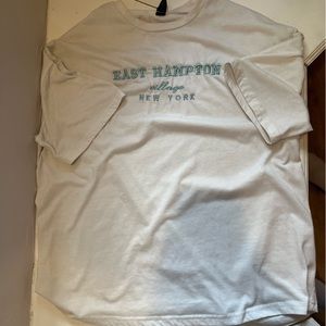 Basic white oversized tee 🤍